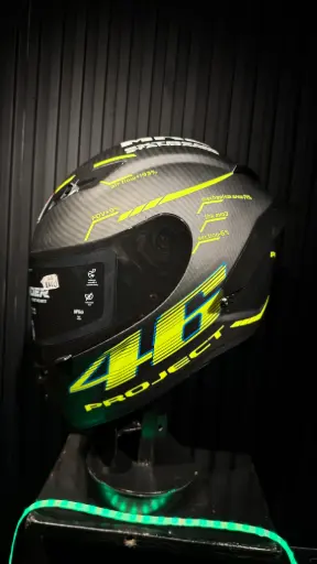 Casco 17